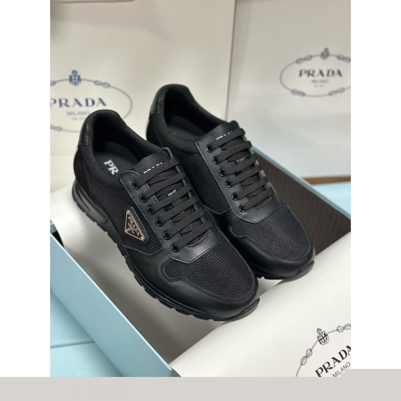 Pra*a casual shoes